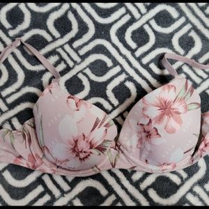 Victoria secret pink wear everywhere push up 32c